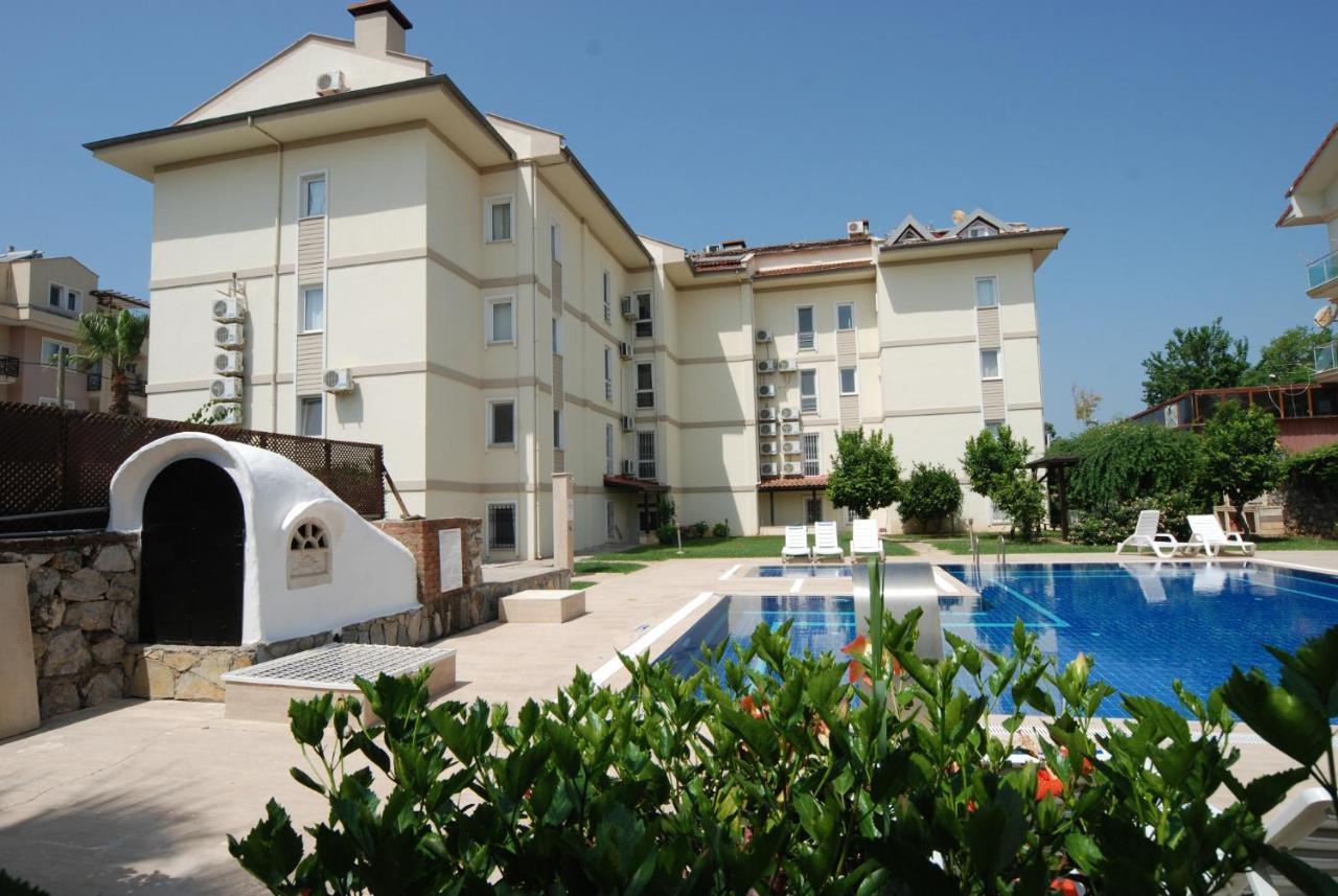 Saros Apartments Calis Beach Fethiye Esterno foto