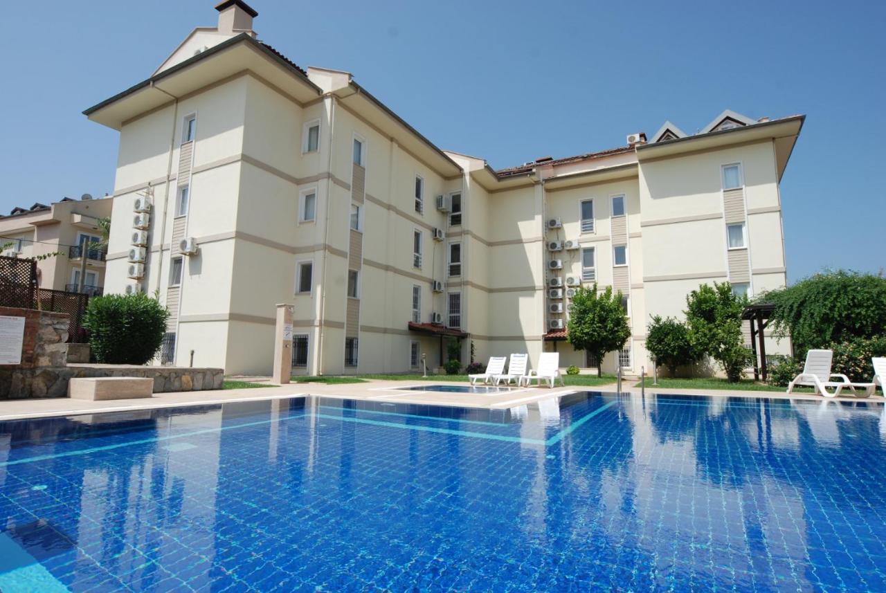 Saros Apartments Calis Beach Fethiye Esterno foto