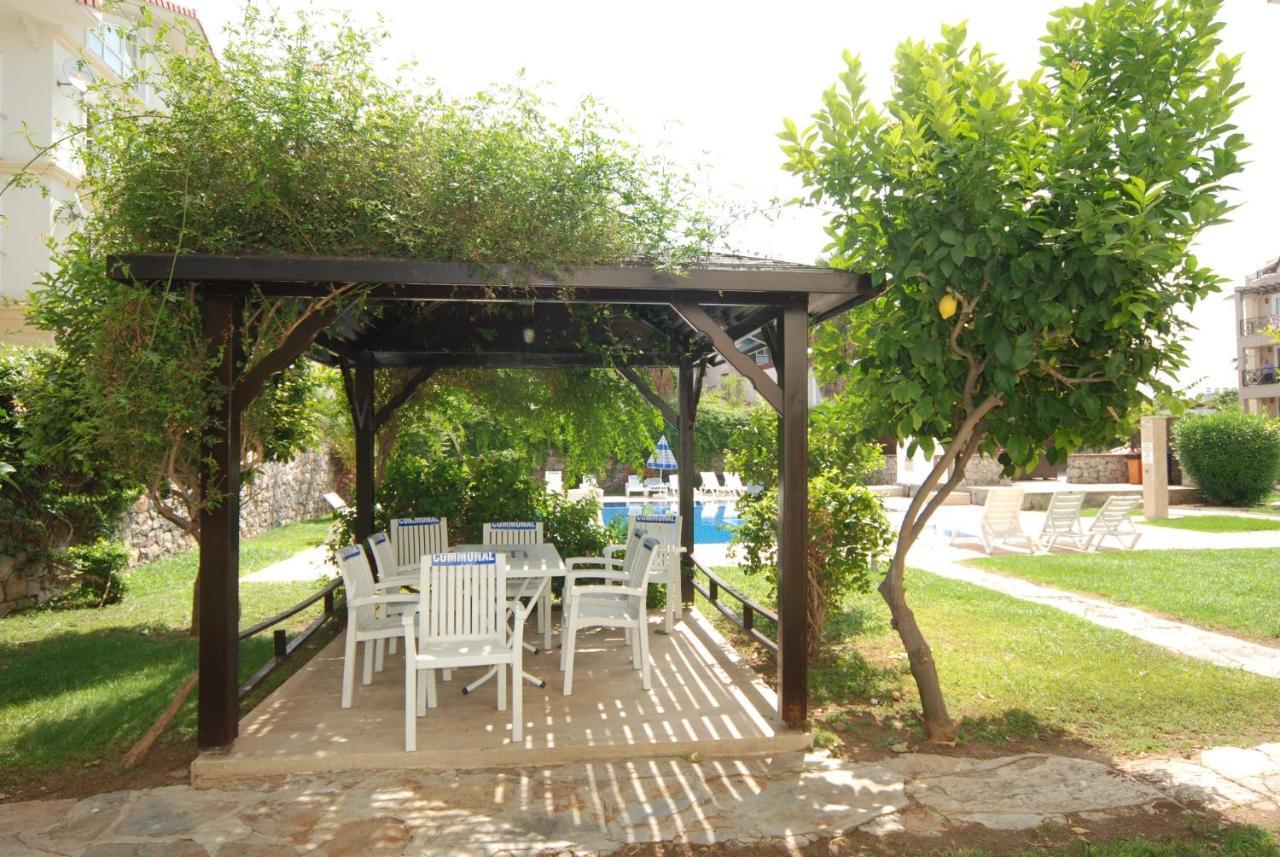 Saros Apartments Calis Beach Fethiye Esterno foto