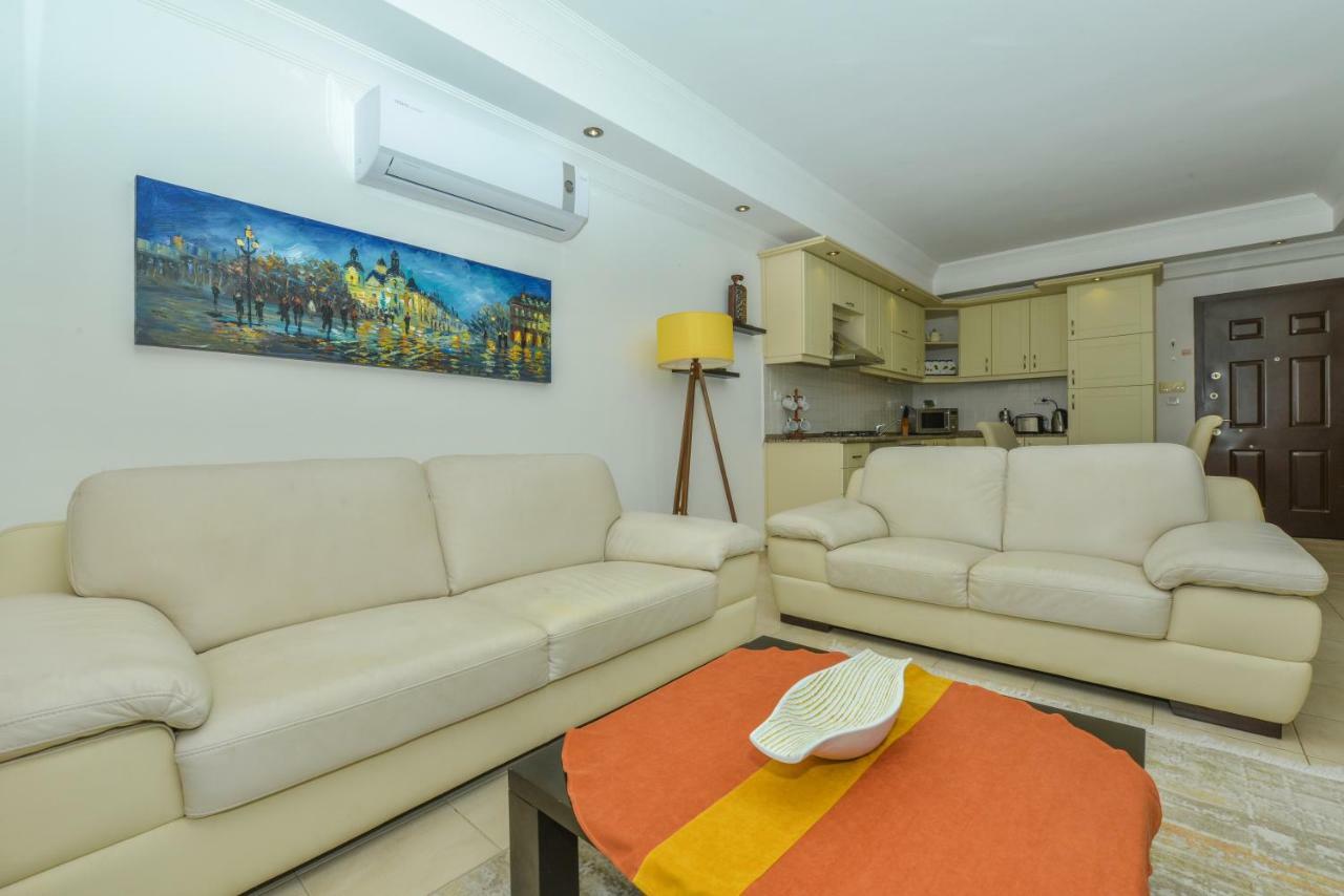 Saros Apartments Calis Beach Fethiye Esterno foto