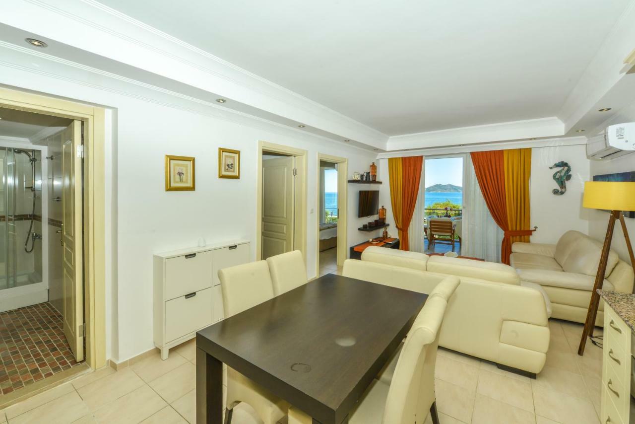 Saros Apartments Calis Beach Fethiye Esterno foto